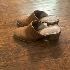 Madewell brown leather mules